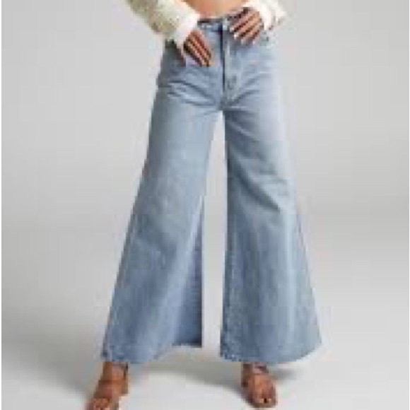 ROLLA'S Denim - NWT, Rolla’s Elle Super Flare Jeans Sz 28